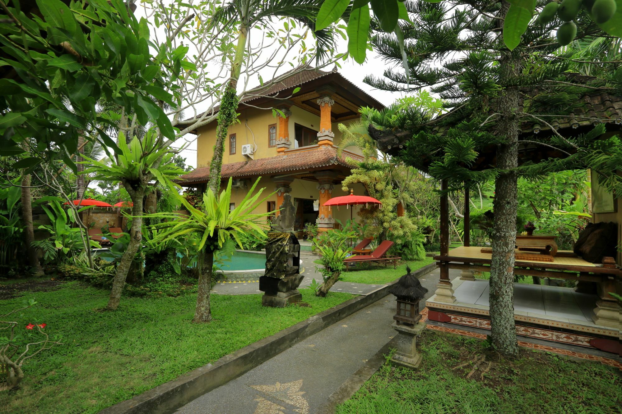 Uma Sari Cottage By Mahaputra-Chse Certified Убуд Екстериор снимка